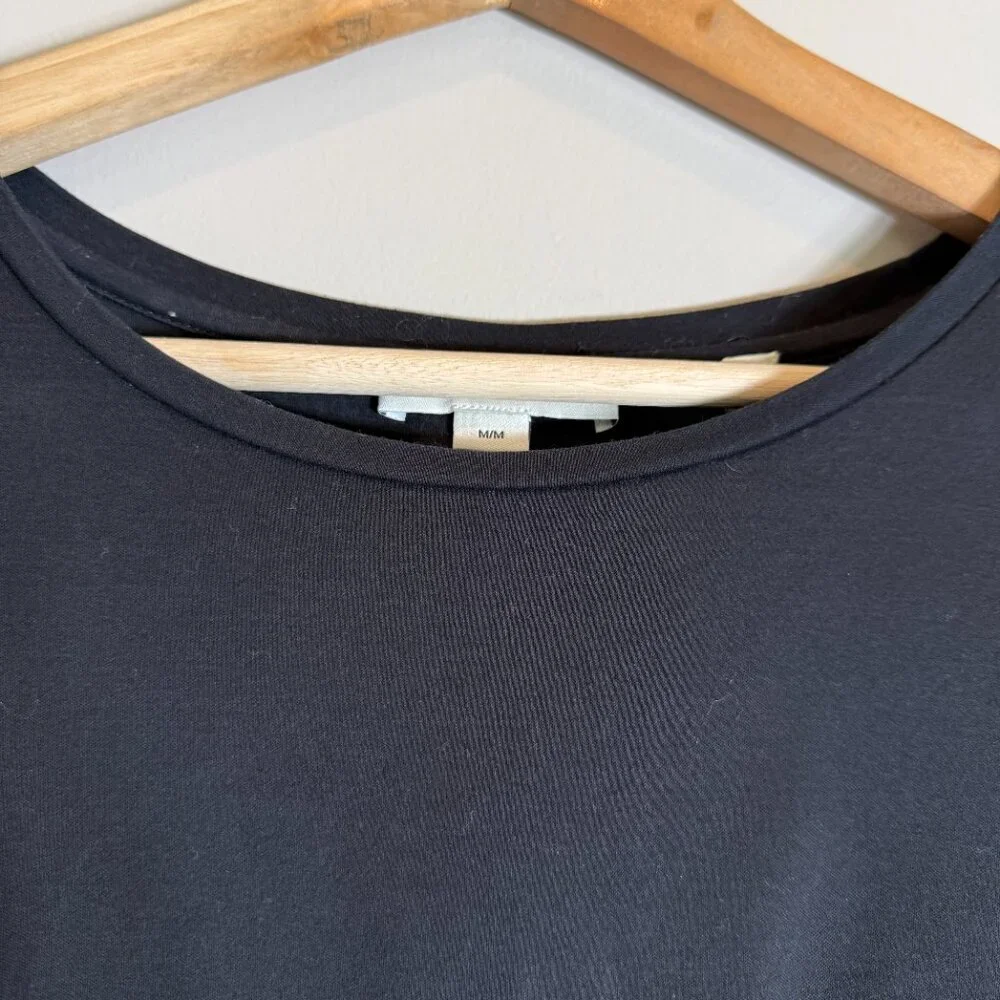Vince Open Back Wrap Top Women's Medium Black Minimalist Quiet Luxury Structured - Picture 10 of 16